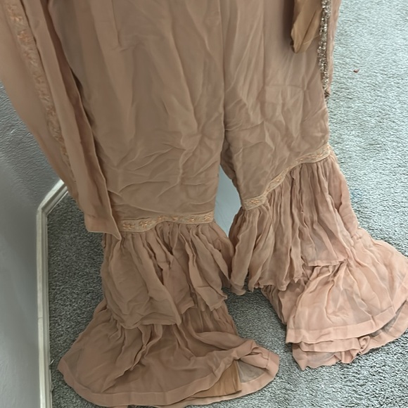 Shalwar kameez Peach georgette Embroidered with Duppatta size S - Picture 6 of 17